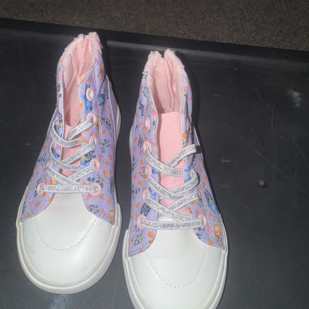Bluey Kids Sneakers - Pink and White